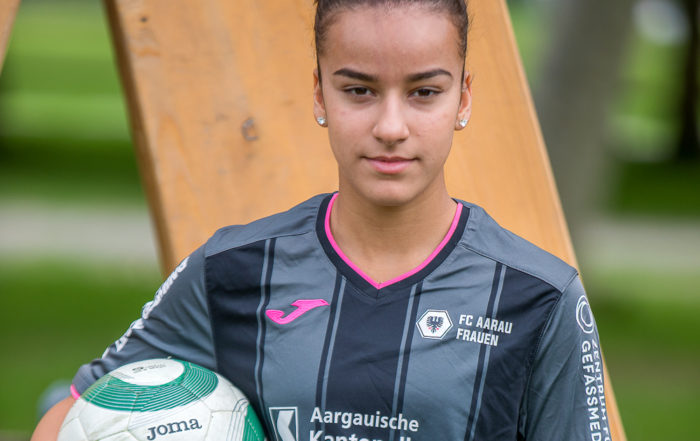 Altina Raqipi spielt Fussball bei den FC Aarau Frauen