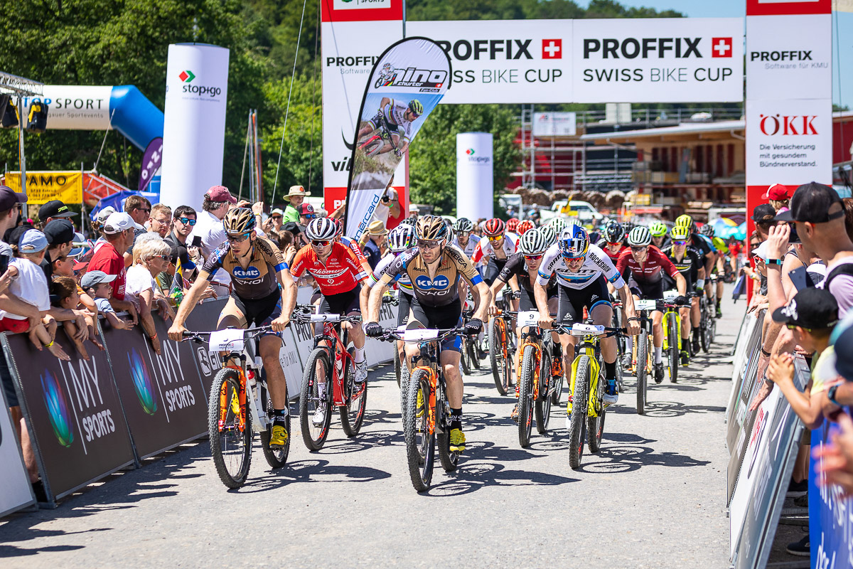 Start der Mountainbike Schweizer Meisterschaft in Gränichen