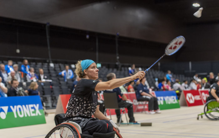 Para-Badmintonspielerin Karin Suter-Erath in Aktion