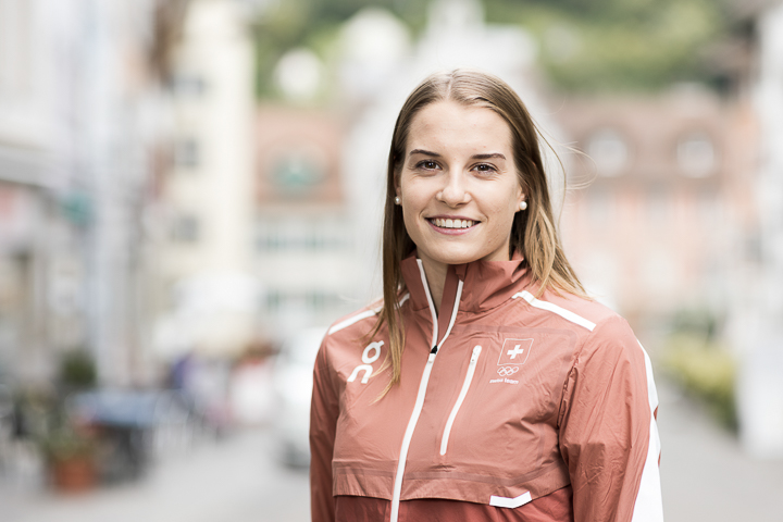 Die Aargauer Olympia-Teilnehmerin Michelle Heimberg, portraitiert nach einem gemeinsamen Interview mit Elena Quirici (nicht im Bild), am 27. August 2021 in Brugg.