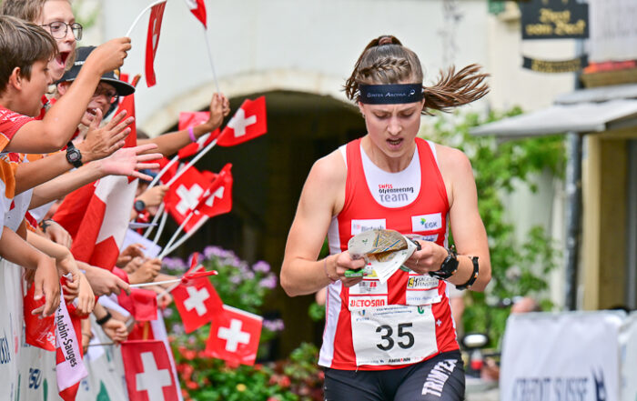 Orientierungsläuferin Katrin Müller in Aktion an der Studierenden WM in Biel