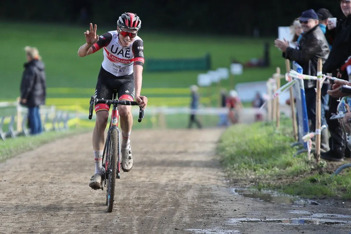 Jan Christen unterwegs im Radquer