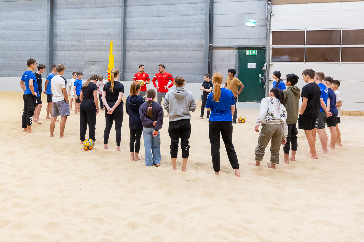 Nachwuchsanlass Kanton Aargau – Beachsoccer Training mit Noel Ott und Tobias Steinemann