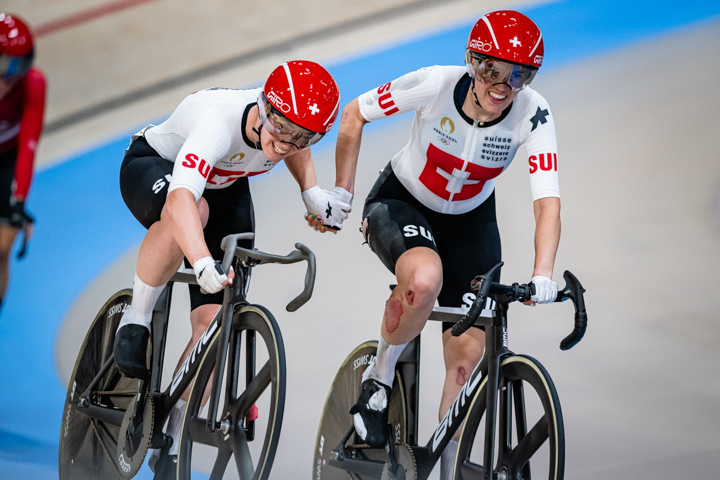 Die Bahnradfahrerinnen Michelle Andres und Aline Seitz in Aktion