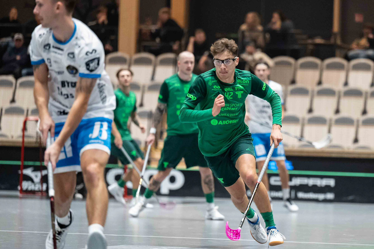 Unihockey-Profi Noel Seiler in Aktion